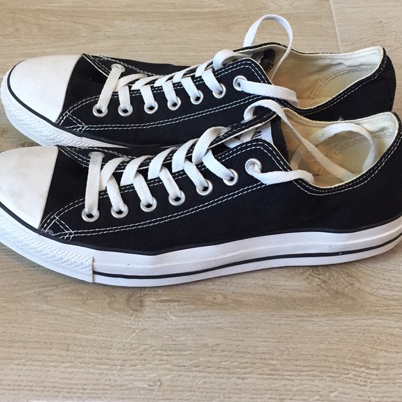 All Star Converse Men’s Low top Shoes - Picture 4 of 7